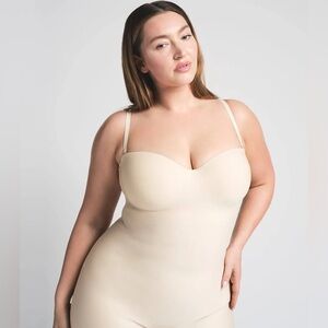 SKIMS Body Strapless Underwire Mid Thigh Bodysuit